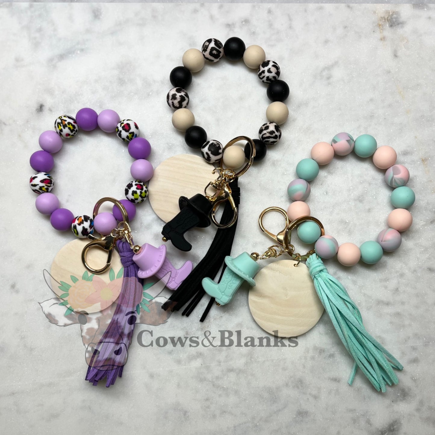 Western Cowboy Charm Silicone Beaded Stretch Wristlet Bracelet Keychain with Wooden Disc and Tassel